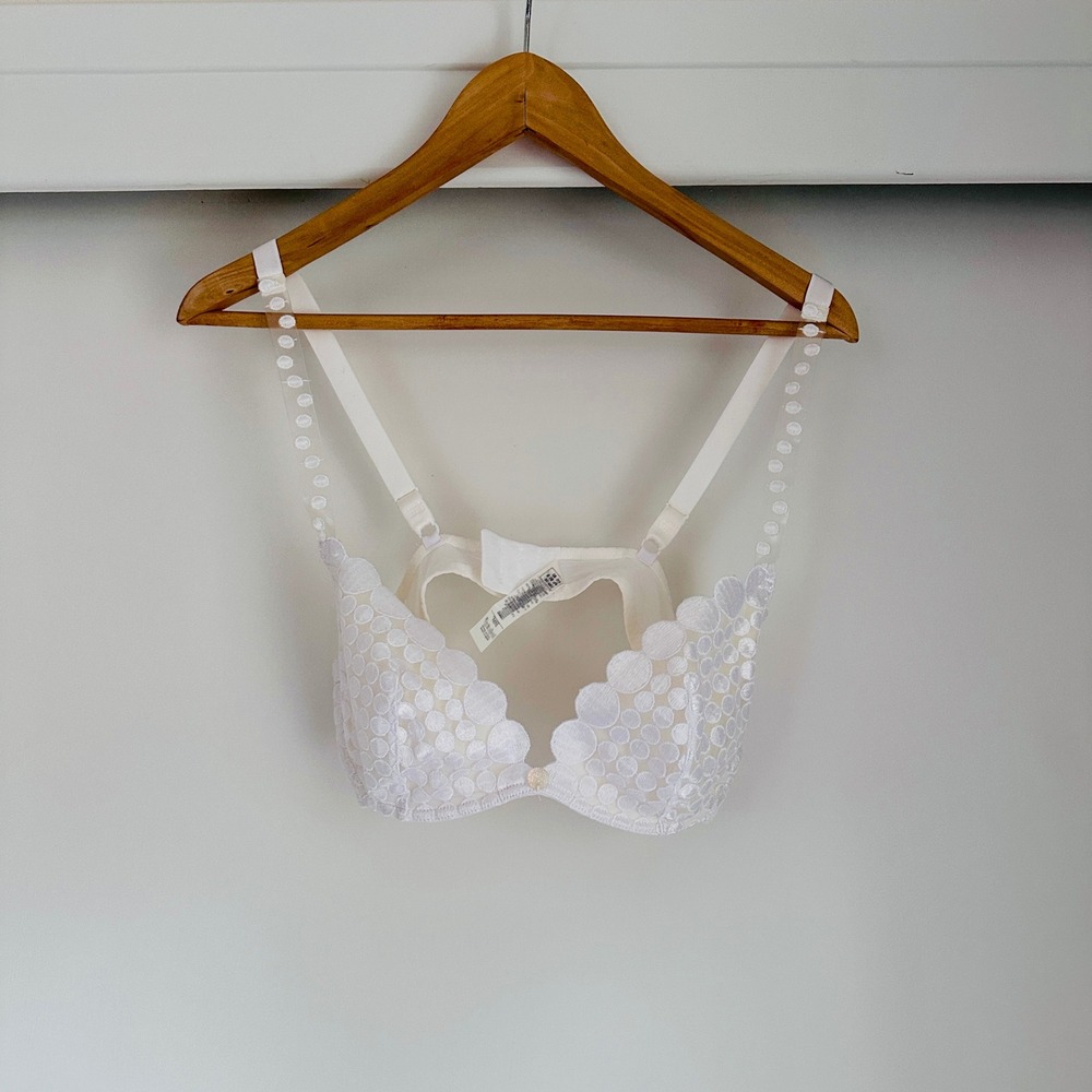 Intimissimi White Embroidered Polka Dot Push Up Bra Underwire Scalloped 34B - Picture 4 of 13